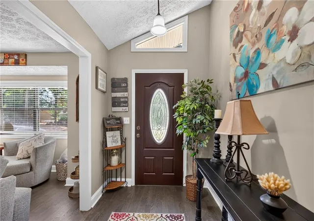 Photo 3 of Sale Pending at 6164 Pinedale Ln, Douglasville, GA 30135 | MLS# 7837540 | Listing updated on 2026-10-15
