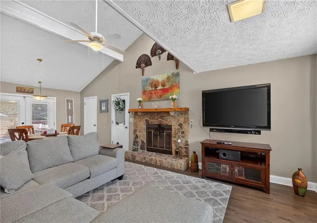 Photo 4 of Sale Pending at 6164 Pinedale Ln, Douglasville, GA 30135 | MLS# 7837540 | Listing updated on 2026-10-15