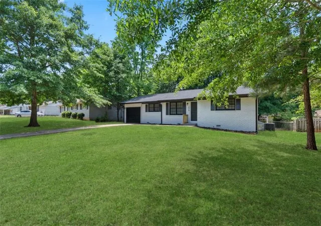 Photo 3 of Single family home for sale at 1578 Pintail Rd, Jonesboro, GA 30238 | MLS# 7832284 | Listing updated on 2026-09-04