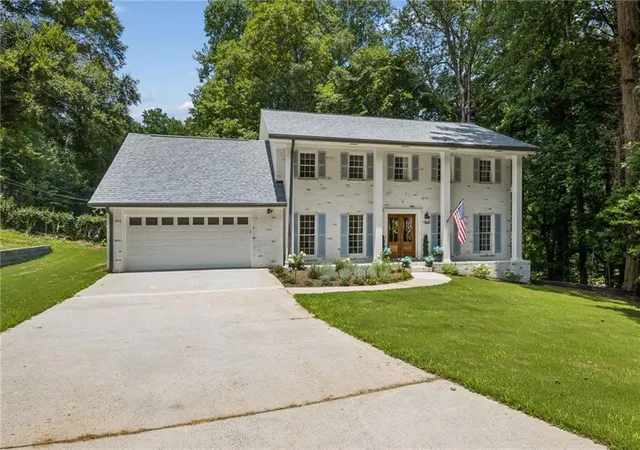 Photo 2 of Single family home for sale at 2034 Starfire Dr Ne, Atlanta, GA 30345 | MLS# 7832612 | Listing updated on 2026-09-04