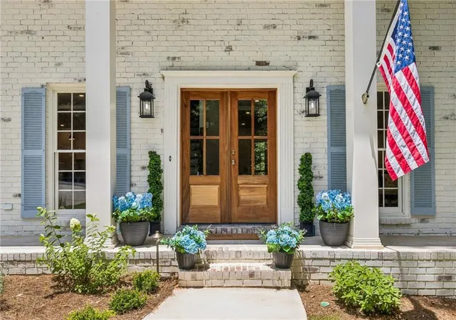 Photo 3 of Sale Pending at 2034 Starfire Dr NE, Atlanta, GA 30345 | MLS# 7832612 | Listing updated on 2026-10-22
