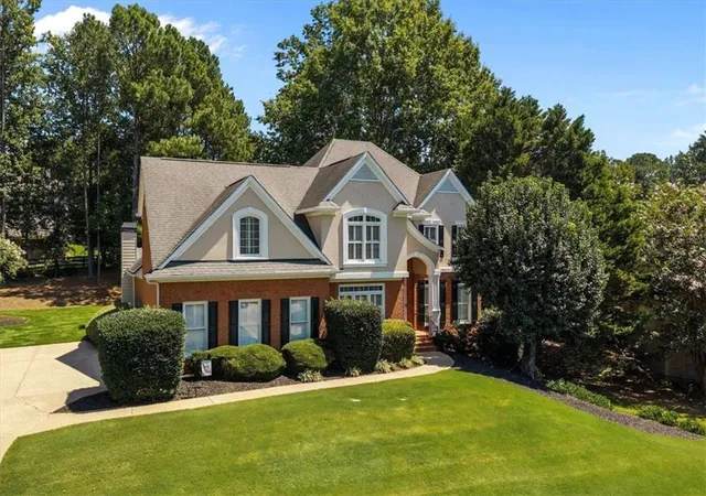 Photo 4 of Single family home for sale at 3380 Saxony Glen, Marietta, GA 30066 | MLS# 7836555 | Listing updated on 2026-09-12