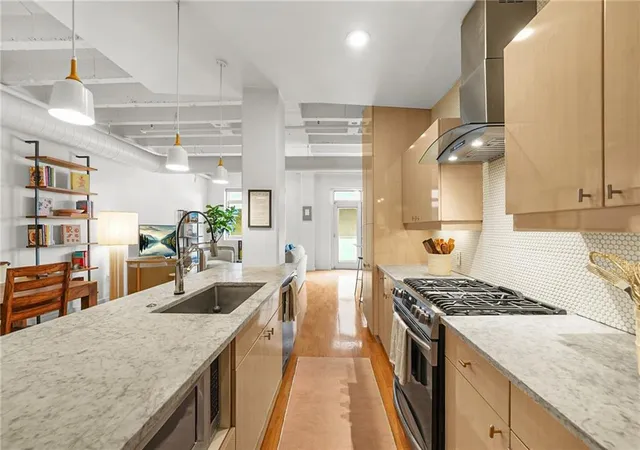 Photo 4 of Condo for sale at 805 Peachtree St NE #107, Atlanta, GA 30308 | MLS# 7854226 | Listing updated on 2026-10-26