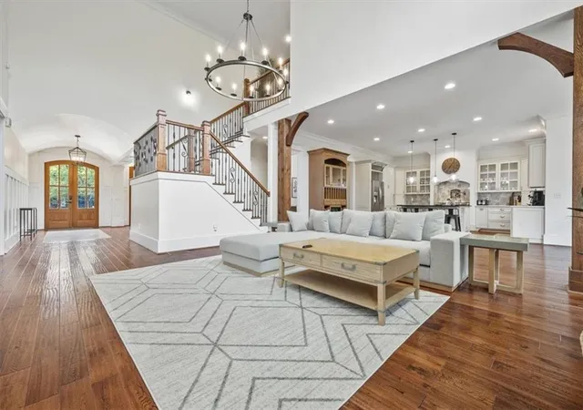 Photo 4 of Single family home for sale at 1404 Briarwood, Brookhaven, GA 30319 | MLS# 7830887 | Listing updated on 2026-09-04