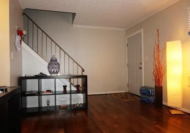 Listing Photo 5 - Condo for sale in building located at 2962 N Dekalb Dr, Doraville, GA 30340 - Unit #E