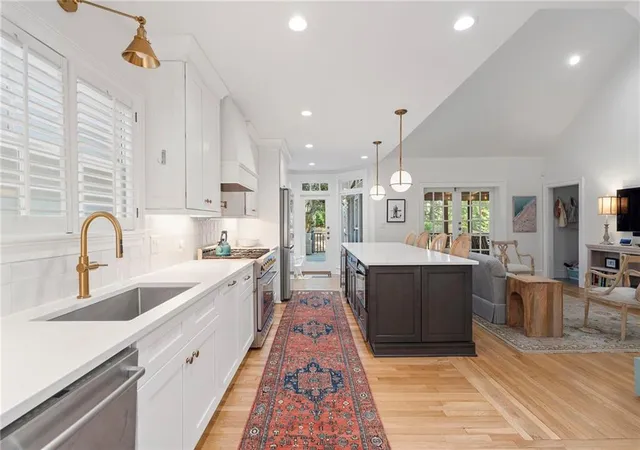 Photo 2 of Sale Pending at 383 E Wesley Rd Ne, Atlanta, GA 30305 | MLS# 7830498 | Listing updated on 2026-09-14