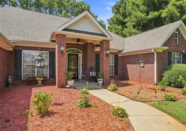 Photo 2 of Single family home for sale at 212 Vernon Walk, Mcdonough, GA 30252 | MLS# 7832022 | Listing updated on 2026-09-04