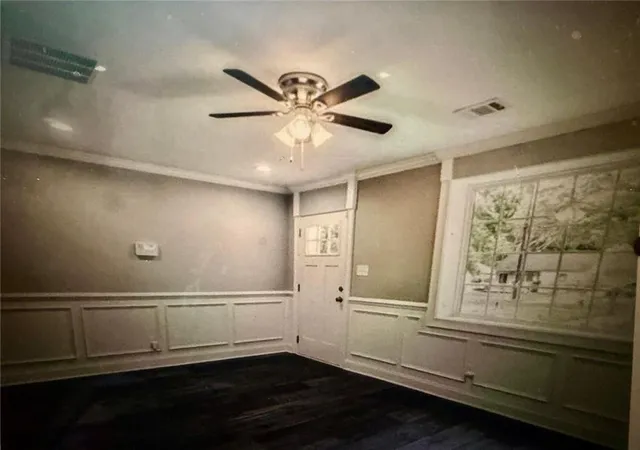 Photo 3 of Single family home for sale at 1375 Graymont Dr Sw, Atlanta, GA 30310 | MLS# 7834259 | Listing updated on 2026-09-19