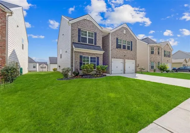 Photo 2 of Single family home for sale at 6613 Beaver Crk Trl, Atlanta, GA 30349 | MLS# 7834073 | Listing updated on 2026-09-13