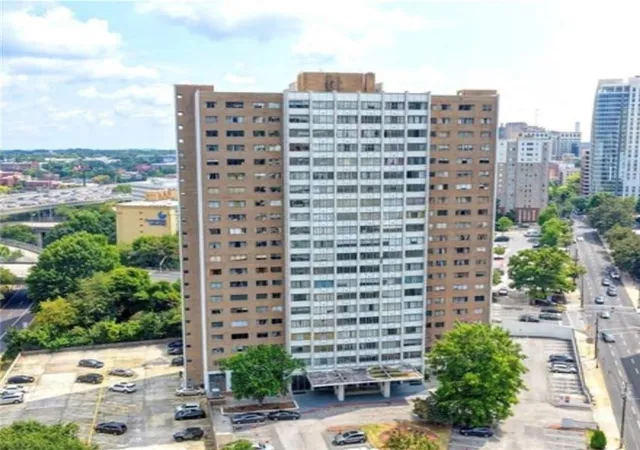 Photo 2 of Condo for sale at 215 Piedmont Ave Ne Unit #1809, Atlanta, GA 30308 | MLS# 7838387 | Listing updated on 2026-09-16