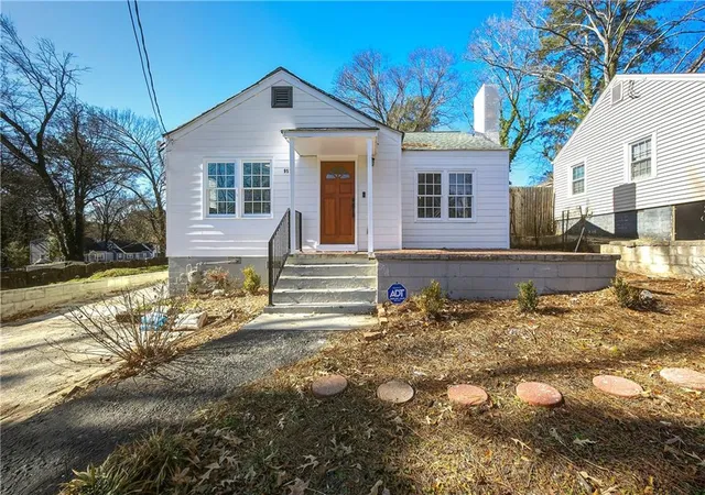 Single family home for sale at 951 Lawton St SW, Atlanta, GA 30310 | MLS# 7835351