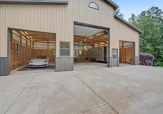 Photo 3 of Sale Pending at 410 Wild Hl Rd, Woodstock, GA 30188 | MLS# 7773703 | Listing updated on 2026-09-18