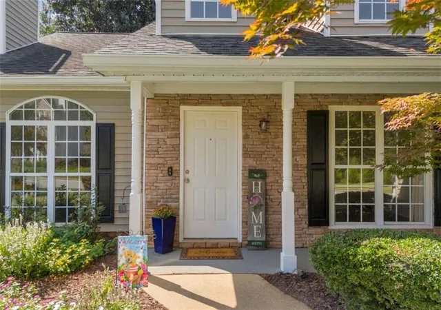 Photo 3 of Single family home for sale at 5590 Lenox Park Pl, Buford, GA 30518 | MLS# 7835465 | Listing updated on 2026-09-11