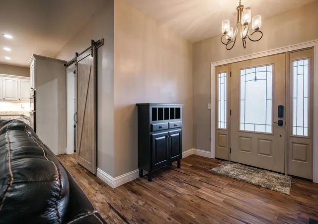 Photo 2 of Single family home for sale at 52 Ivy Ridge Ct, Blue Ridge, GA 30513 | MLS# 7833957 | Listing updated on 2026-09-19