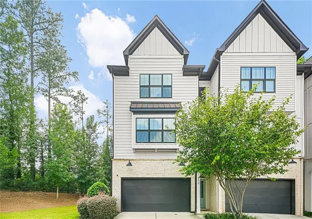 Photo 3 of Townhouse for sale at 1490 Addison Pl, Decatur, GA 30033 | MLS# 7838666 | Listing updated on 2026-09-19