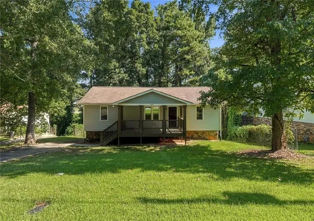 Photo 2 of Single family home for sale at 1003 Salisbury Trl, Riverdale, GA 30296 | MLS# 7840927 | Listing updated on 2026-09-24