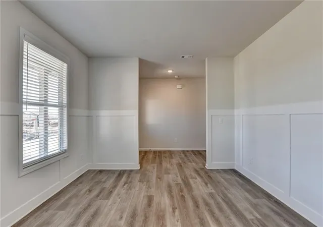 Photo 3 of Single family home for sale at 696 Rodeo Dr, Auburn, GA 30011 | MLS# 7849150 | Listing updated on 2026-10-05