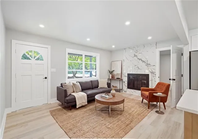 Photo 4 of Single family home for sale at 1972 Dobbins Dr NW, Kennesaw, GA 30144 | MLS# 7835266 | Listing updated on 2026-10-21