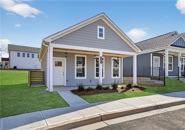 Photo 3 of Single family home for sale at 355 Dempsey Dr, Fayetteville, GA 30214 | MLS# 7830742 | Listing updated on 2026-10-25