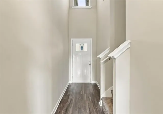 Photo 3 of Townhouse for sale at 110 Squarewood Ln, Cartersville, GA 30121 | MLS# 7841648 | Listing updated on 2026-09-24
