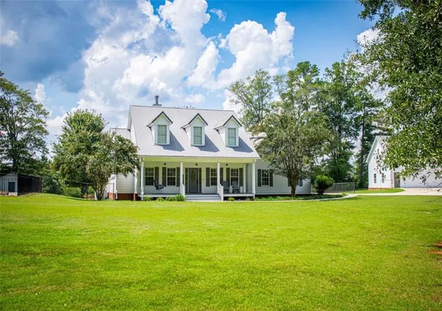 Photo 2 of Single family home for sale at 1591 Highway 61, Villa Rica, GA 30180 | MLS# 7836822 | Listing updated on 2026-09-12