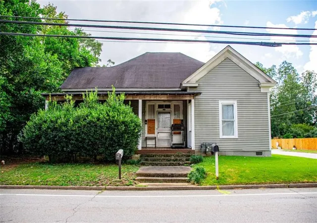 Photo 1 of Condo for sale at 201 Austin Ave, Carrollton, GA 30117 | MLS# 7837748 | Listing updated on 2026-09-24