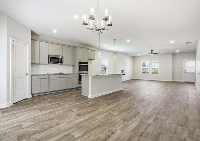 Photo 2 of Single family home for sale at 287 Crabapple St, Mcdonough, GA 30253 | MLS# 7833423 | Listing updated on 2026-09-18