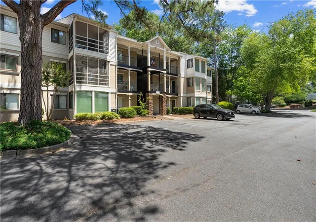 Condo for sale at 3018 Wingate Way, Sandy Springs, GA 30350 | MLS# 7834607
