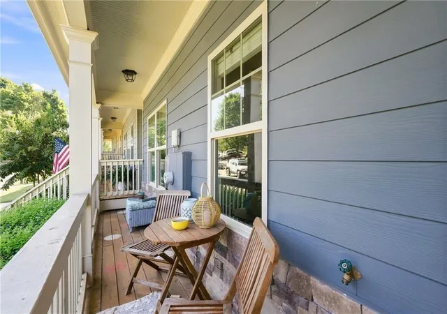 Photo 3 of Sale Pending at 823 Ash St, Canton, GA 30114 | MLS# 7832025 | Listing updated on 2026-09-27