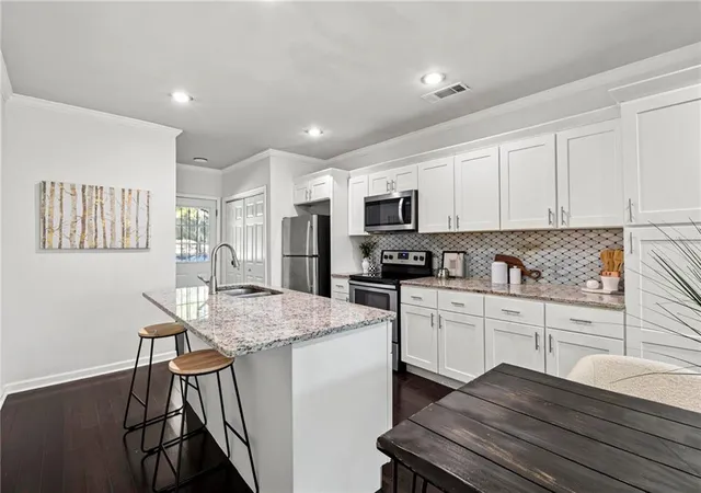 Photo 2 of Single family home for sale at 897 Lawton St SW, Atlanta, GA 30310 | MLS# 7833041 | Listing updated on 2026-10-22