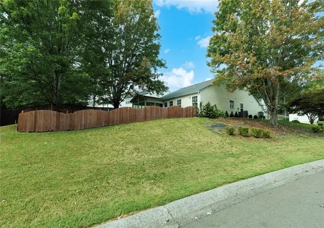 Photo 31 of Single family home for sale at 334 Westminster Dr, Canton, GA 30114 | MLS# 7841323 | Listing updated on 2026-10-04