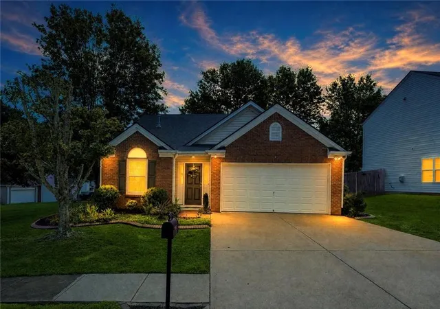 Photo 3 of Single family home for sale at 334 Westminster Dr, Canton, GA 30114 | MLS# 7841323 | Listing updated on 2026-09-24