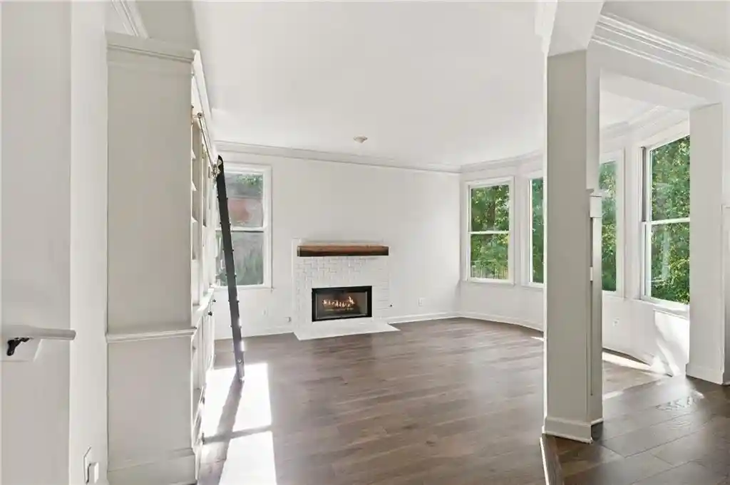 Photo 3 of Single family home for sale at 5925 Masters Clb Dr, Suwanee, GA 30024 | MLS# 7858110 | Listing updated on 2026-10-28