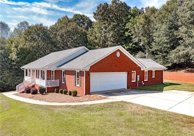 Photo 2 of Single family home for sale at 437 Riverwalk, Mcdonough, GA 30252 | MLS# 7849788 | Listing updated on 2026-10-29