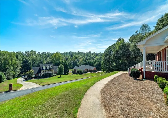 Photo 3 of Single family home for sale at 437 Riverwalk, Mcdonough, GA 30252 | MLS# 7849788 | Listing updated on 2026-10-29