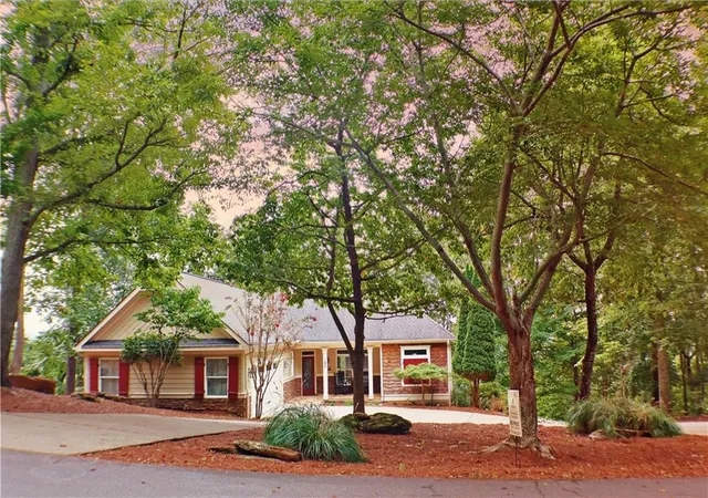 Photo 2 of Single family home for sale at 193 Ponderosa Ln, Waleska, GA 30183 | MLS# 7783803 | Listing updated on 2026-09-02
