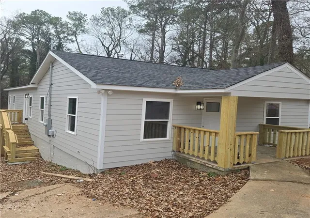 Photo 2 of Single family home for sale at 172 Polar Rock Rd, Atlanta, GA 30315 | MLS# 7834056 | Listing updated on 2026-09-09