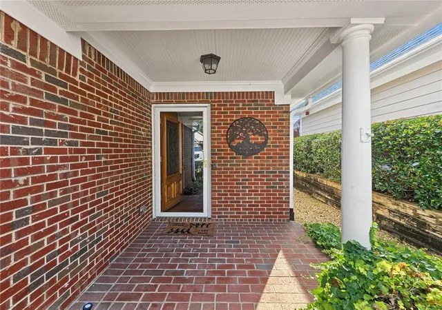 Photo 2 of Single family home for sale at 224 Villa Crk Pkwy, Canton, GA 30114 | MLS# 7841608 | Listing updated on 2026-10-06