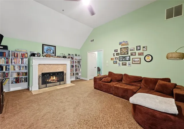 Photo 3 of Single family home for sale at 224 Villa Crk Pkwy, Canton, GA 30114 | MLS# 7841608 | Listing updated on 2026-10-06