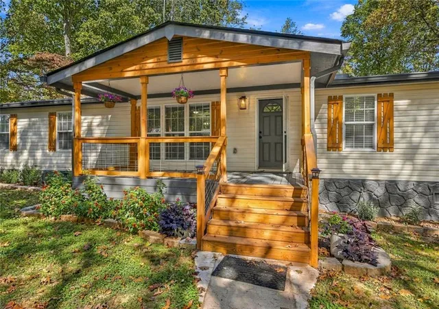 Photo 2 of Single family home for sale at 93 Royal Ct, Dahlonega, GA 30533 | MLS# 7858566 | Listing updated on 2026-10-24
