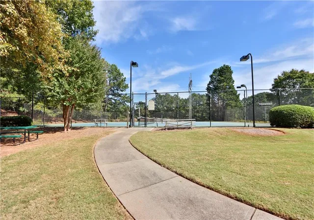 Photo 4 of Single family home for sale at 5020 Bankside Way, Peachtree Corners, GA 30092 | MLS# 7834367 | Listing updated on 2026-09-11