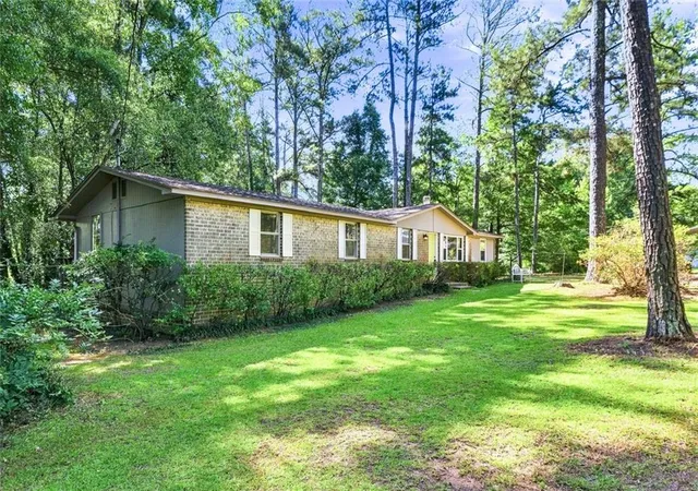 Photo 2 of Single family home for sale at 361 Wisso Rd, Griffin, GA 30223 | MLS# 7833888 | Listing updated on 2026-09-08