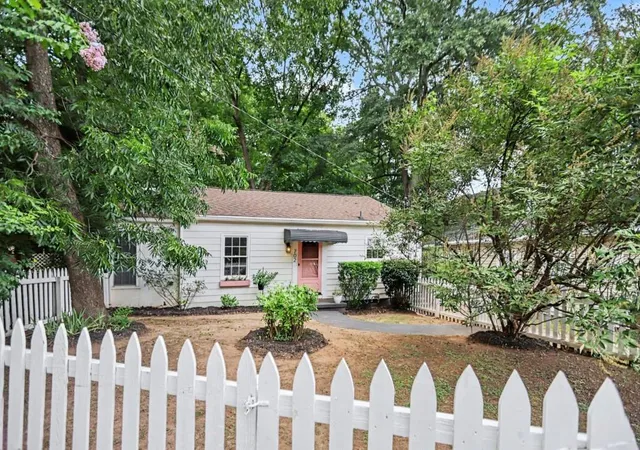 Photo 2 of Single family home for sale at 702 Glenwood Ave Se, Atlanta, GA 30312 | MLS# 7830505 | Listing updated on 2026-09-12