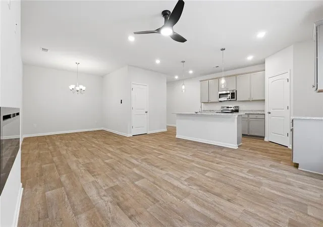 Photo 3 of Townhouse for sale at 3236 Winding Waters Way, Powder Springs, GA 30127 | MLS# 7830551 | Listing updated on 2026-09-19
