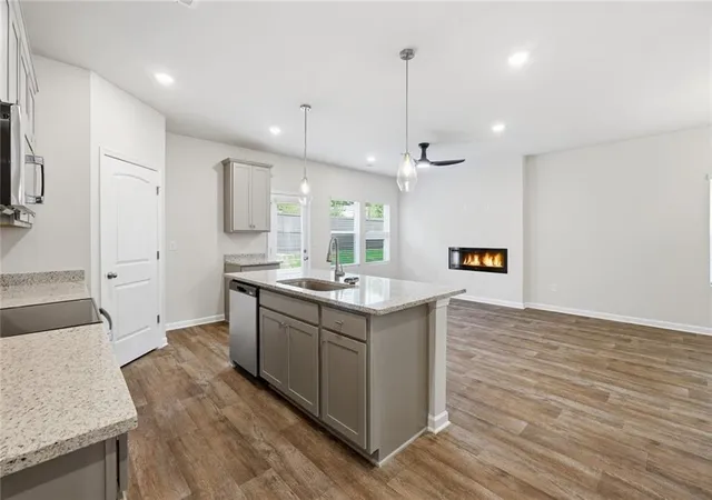 Photo 4 of Townhouse for sale at 3236 Winding Waters Way, Powder Springs, GA 30127 | MLS# 7830551 | Listing updated on 2026-09-19
