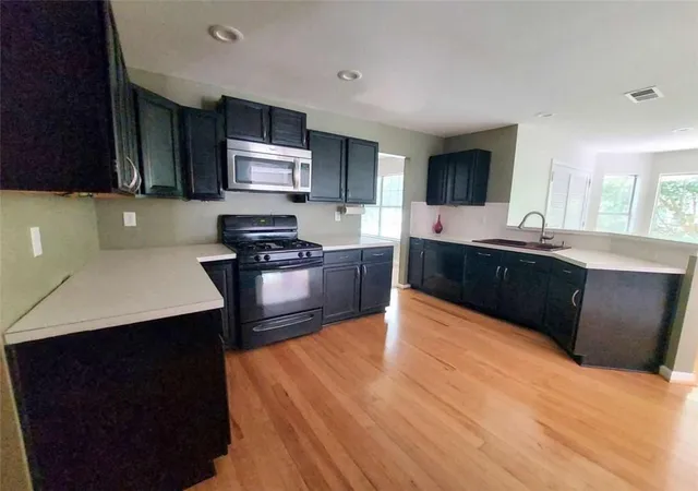 Photo 2 of Single family home for sale at 2737 Crestworth Ln, Buford, GA 30519 | MLS# 7833444 | Listing updated on 2026-09-06