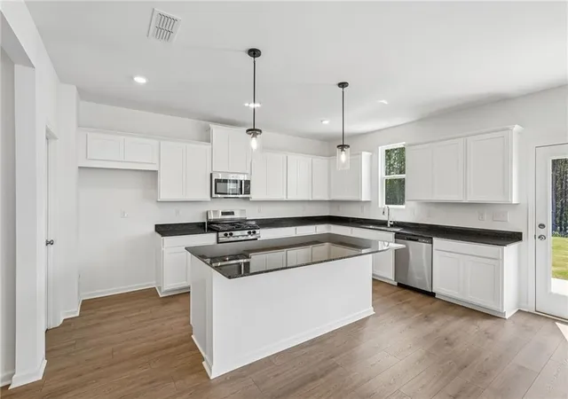 Photo 2 of Single family home for sale at 216 Groveton Ct, Euharlee, GA 30145 | MLS# 7810089 | Listing updated on 2026-09-20