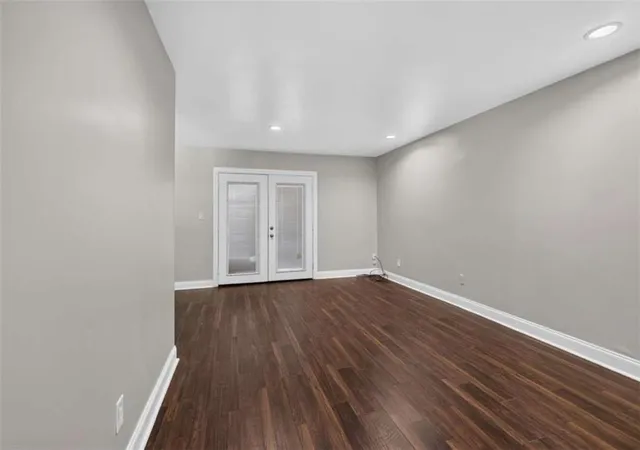 Photo 4 of Single family home for sale at 125 Governors Dr, Forest Park, GA 30297 | MLS# 7832977 | Listing updated on 2026-09-05