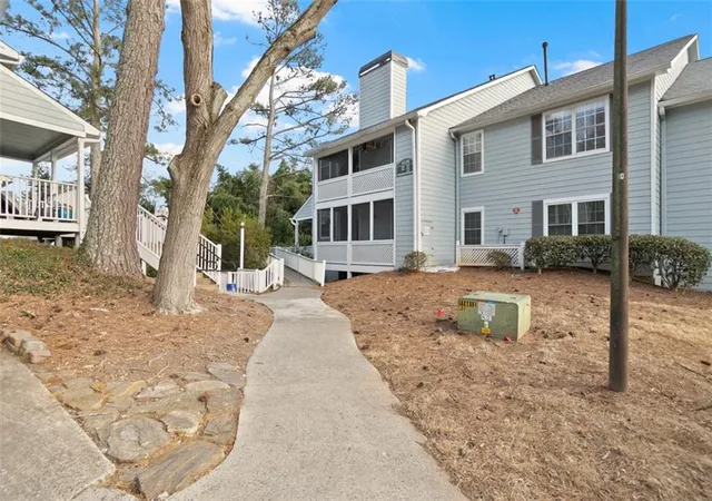 Condo for sale at 4120 Riverlook Pkwy SE #203, Marietta, GA 30067 | MLS# 7832789