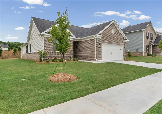 Photo 2 of Single family home for sale at 134 Kenney Way, Locust Grove, GA 30248 | MLS# 7832433 | Listing updated on 2026-10-10